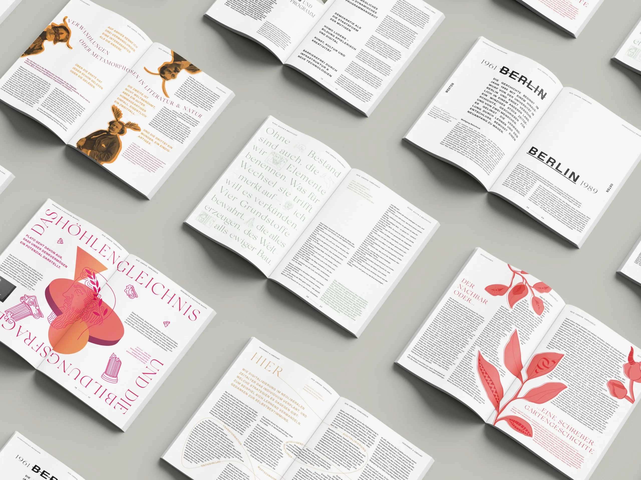 Editorial Design – aufgeschlagene Magazinseiten.